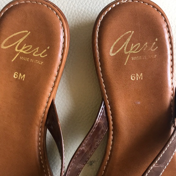 Sandal - Picture 3 of 5